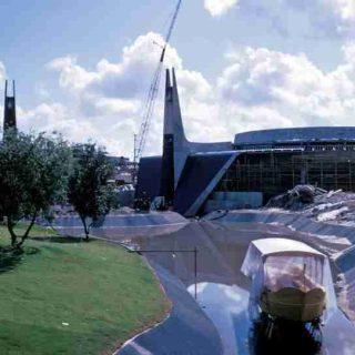 plaza swan boats