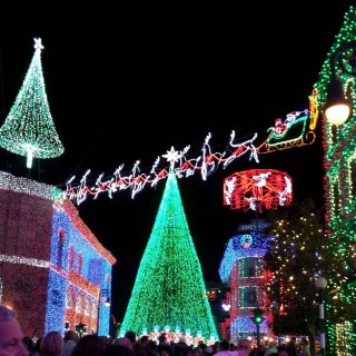 Studios Backlot Osbourne Lights
